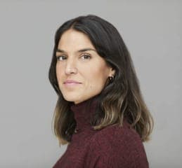 Camila Costa